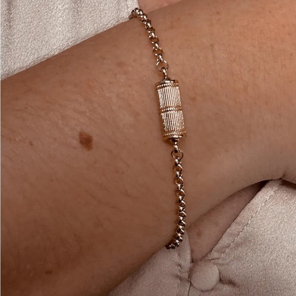 Chain bracelet adjustable with middle charm - Picture 4 of 5